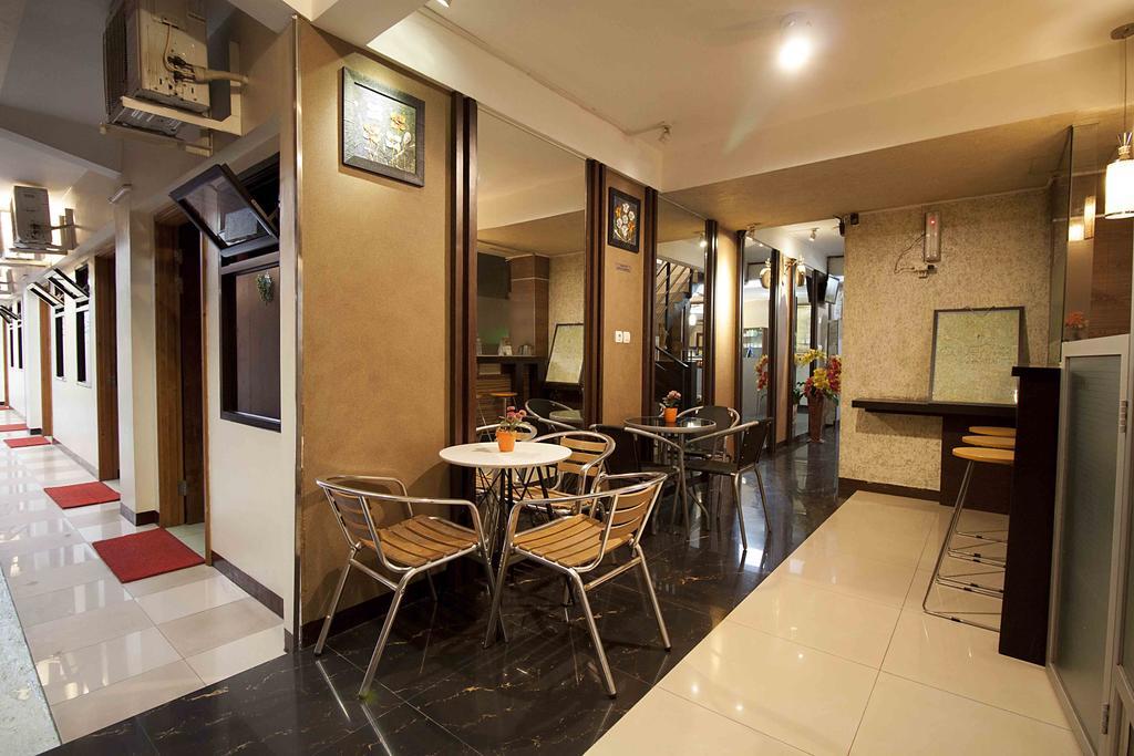 Mine Home Hotel Бандунг Екстер'єр фото